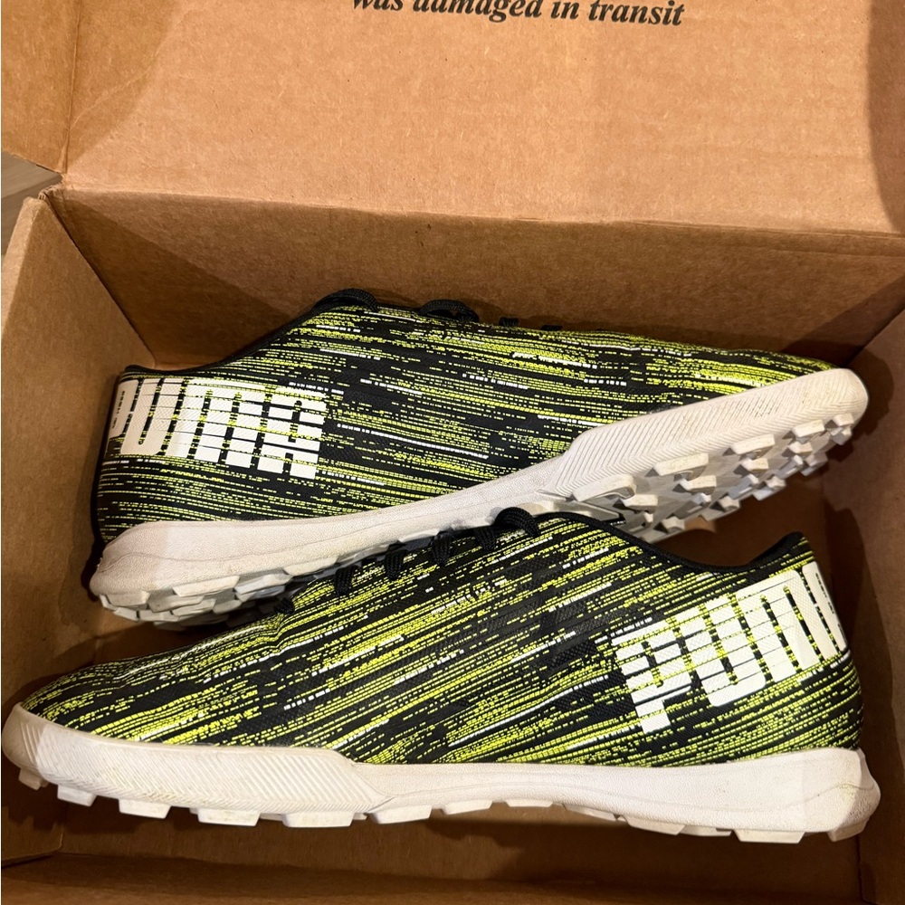 Puma Mens Soccer Indoor Shoes - Black and Yellow